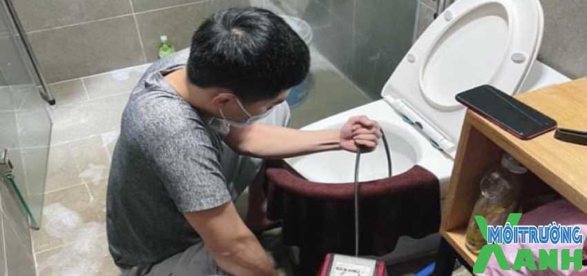 Thông tắc bồn cầu Thiệu Hóa Môi Trường Xanh 24h