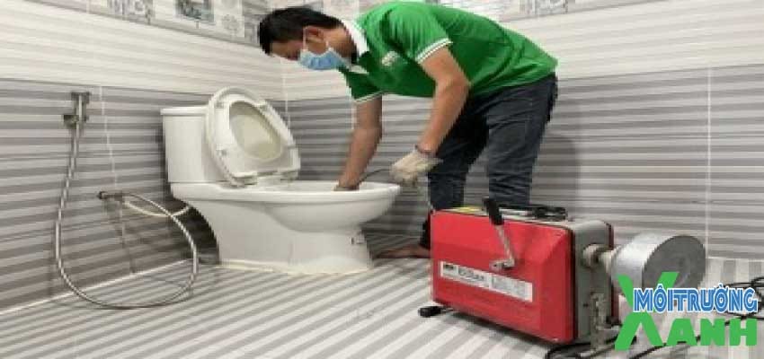 Thông tắc bồn cầu Tam Điệp - Môi Trường Xanh 24h